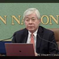 元米通商代表部(USTR)幹部でスタンフォード大客員研究員のグレン・S・フクシマ氏は26日、日本記者クラブで会見し、投開票が迫る米中間選挙について、トランプ政権への反発を背景に『下院は9割以上の確率で野党民主党が過半数を奪還する』との見通しを示した。(写真/日本記者クラブ提供) 元米通商代表部(USTR)幹部でスタンフォード大客員研究員のグレン・S・フクシマ氏は26日、日本記者クラブで会見し、投開票が迫る米中間選挙について、トランプ政権への反発を背景に『下院は9割以上の確率で野党民主党が過半数を奪還する』との見通しを示した。(写真/日本記者クラブ提供)
