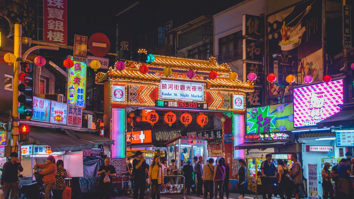 台灣夜市名存實亡!「中國3小吃」攻陷全台灣,旅英網友回國看傻:找不到家鄉味了