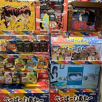 2025年7月8日、《風傳媒》は東京・渋谷のMEGAドン・キホーテ渋谷本店を訪れ、人気クラフト商品「ペーパーシアター」の売り場を取材した。(写真/黃信維撮影) 2025年7月8日、《風傳媒》は東京・渋谷のMEGAドン・キホーテ渋谷本店を訪れ、人気クラフト商品「ペーパーシアター」の売り場を取材した。(写真/黃信維撮影)