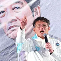 大規模リコールは野党の議会優勢議席を脅かしている。民衆党主席の黃國昌氏(写真)は戦略手法を変更することを示した。(写真/顏麟宇撮影) 大規模リコールは野党の議会優勢議席を脅かしている。民衆党主席の黃國昌氏(写真)は戦略手法を変更することを示した。(写真/顏麟宇撮影)