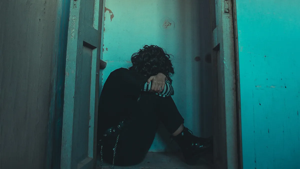 女網友爆料自己13歲時遭到一名謝姓藝術家性侵。(示意圖/翻攝自Unsplash) 女網友爆料自己13歲時遭到一名謝姓藝術家性侵。(示意圖/翻攝自Unsplash)