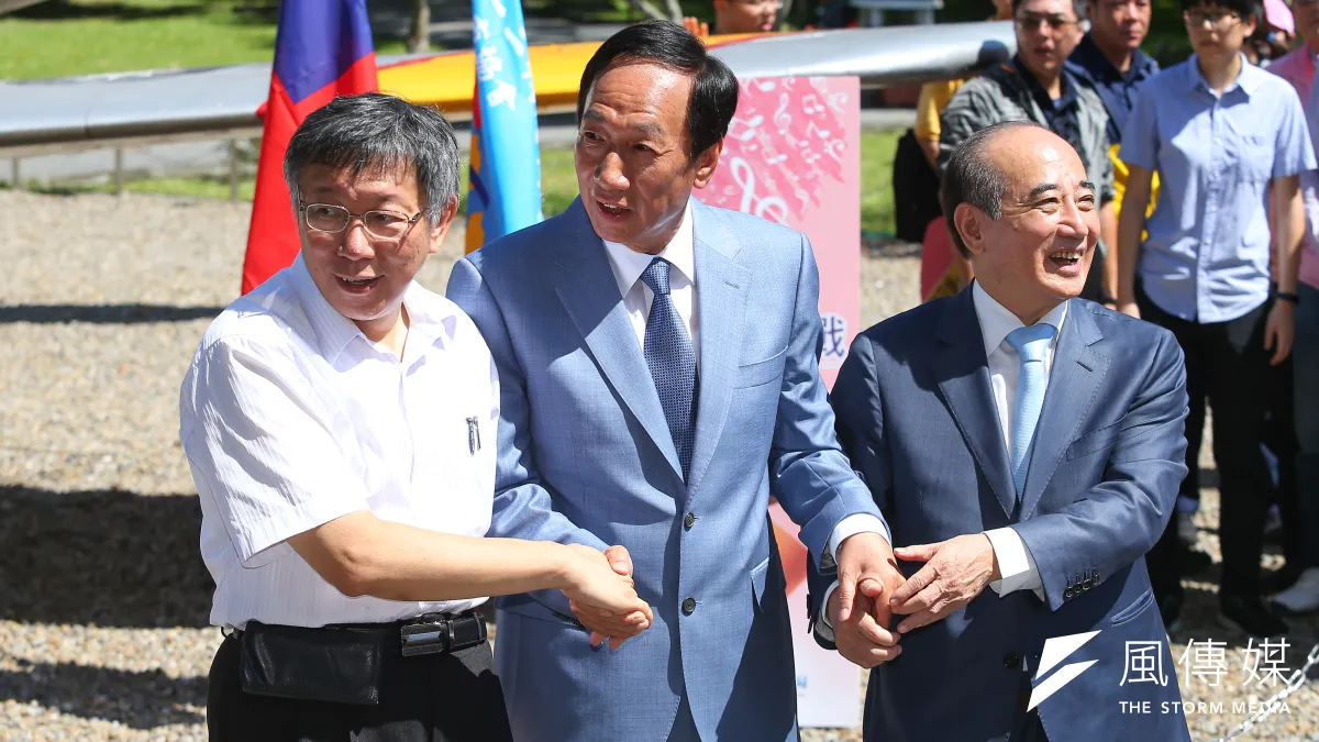 台北市長柯文哲、前鴻海董事長郭台銘、前立法院長王金平出席「八二三61週年音樂饗宴」。(顏麟宇攝)