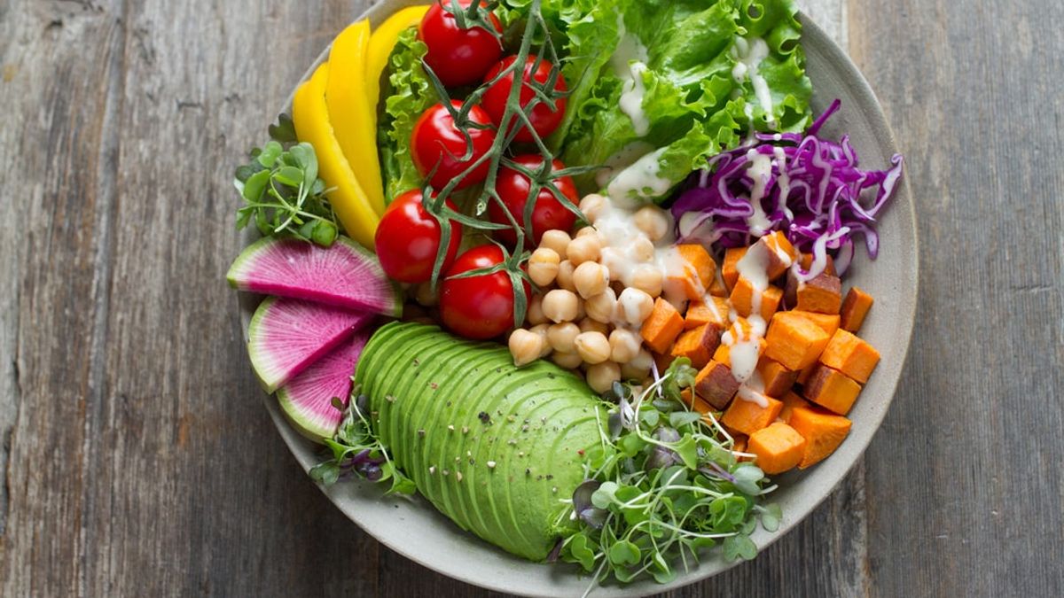 外食族的救星!如果平時在外大魚大肉,就不能放過這10大抗氧化食物。(圖/取自Unsplash) 外食族的救星!如果平時在外大魚大肉,就不能放過這10大抗氧化食物。(圖/取自Unsplash)