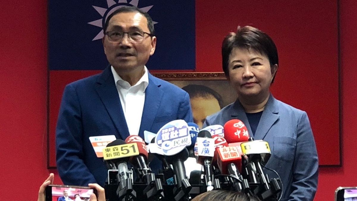 新北市長侯友宜與團隊今(8)日赴臺中市進行交流,謝謝盧秀燕市長及團隊熱情接待。(圖/李梅瑛攝) 新北市長侯友宜與團隊今(8)日赴臺中市進行交流,謝謝盧秀燕市長及團隊熱情接待。(圖/李梅瑛攝)