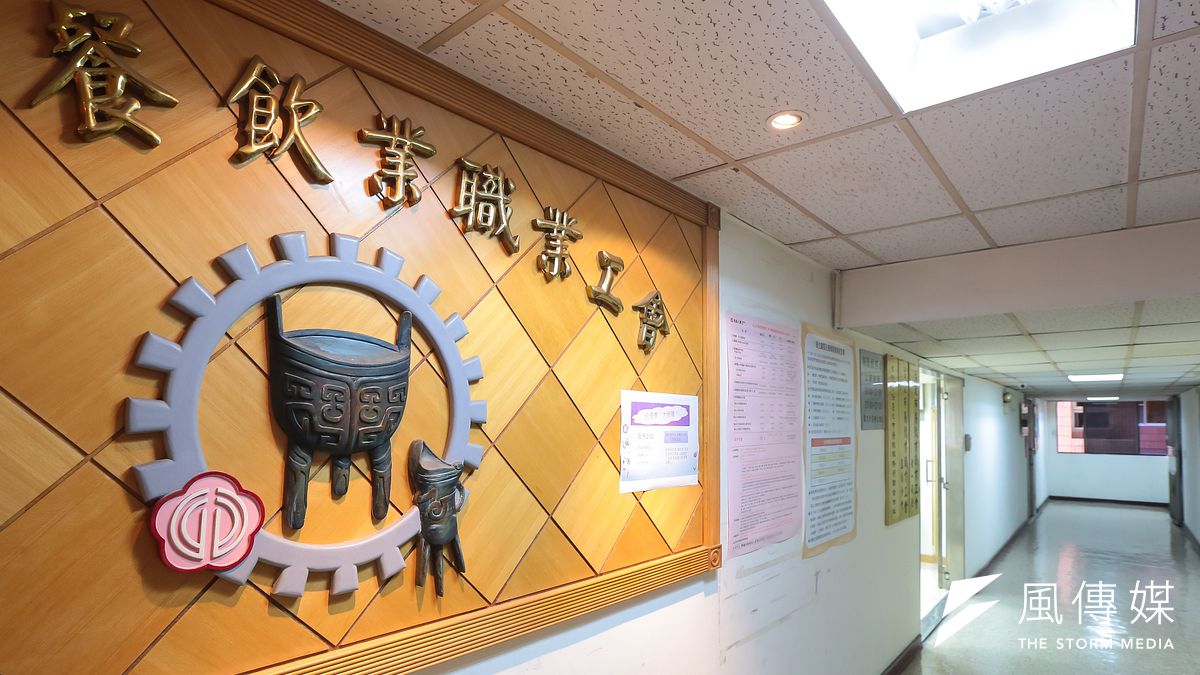 部分參加職業工會的勞工會在退休前幾年逐步提高投保薪資,藉以墊高勞保老年給付,但勞保局至今未嘗試堵住這個漏洞。示意圖,與內文個案無關。(顏麟宇攝) 部分參加職業工會的勞工會在退休前幾年逐步提高投保薪資,藉以墊高勞保老年給付,但勞保局至今未嘗試堵住這個漏洞。示意圖,與內文個案無關。(顏麟宇攝)