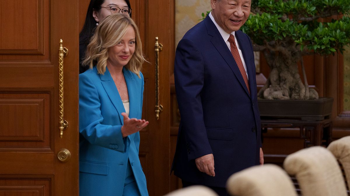 中國國家主席習近平2024年7月29日在北京會見到訪的義大利總理梅洛尼(Giorgia Meloni)。(美聯社) 中國國家主席習近平2024年7月29日在北京會見到訪的義大利總理梅洛尼(Giorgia Meloni)。(美聯社)