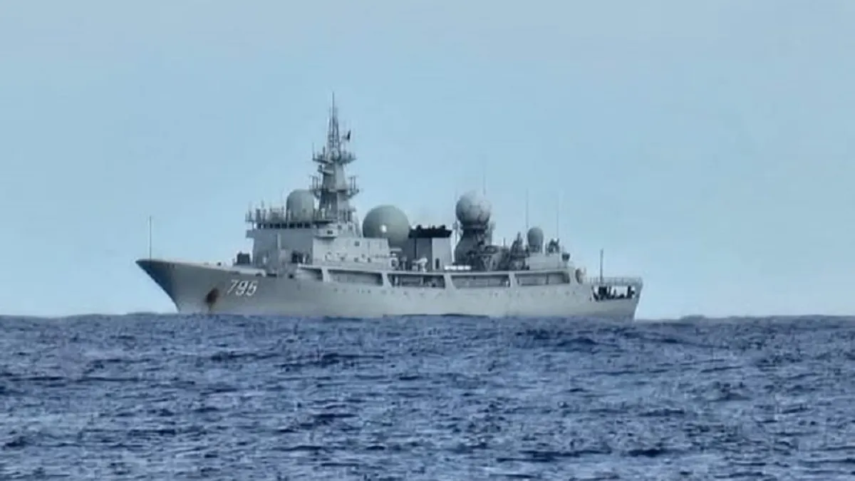中国の電子偵察艦が日本周辺海域に姿を見せた。(資料写真) 中国の電子偵察艦が日本周辺海域に姿を見せた。(資料写真)