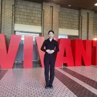 台湾出身の女優シュアンが、TBS系日曜劇場『VIVANT』への出演を報告。主演の堺雅人との共演に感謝を示すとともに、現在出演中の舞台『海底骨歌』もPRした。(シュアン提供) 台湾出身の女優シュアンが、TBS系日曜劇場『VIVANT』への出演を報告。主演の堺雅人との共演に感謝を示すとともに、現在出演中の舞台『海底骨歌』もPRした。(シュアン提供)