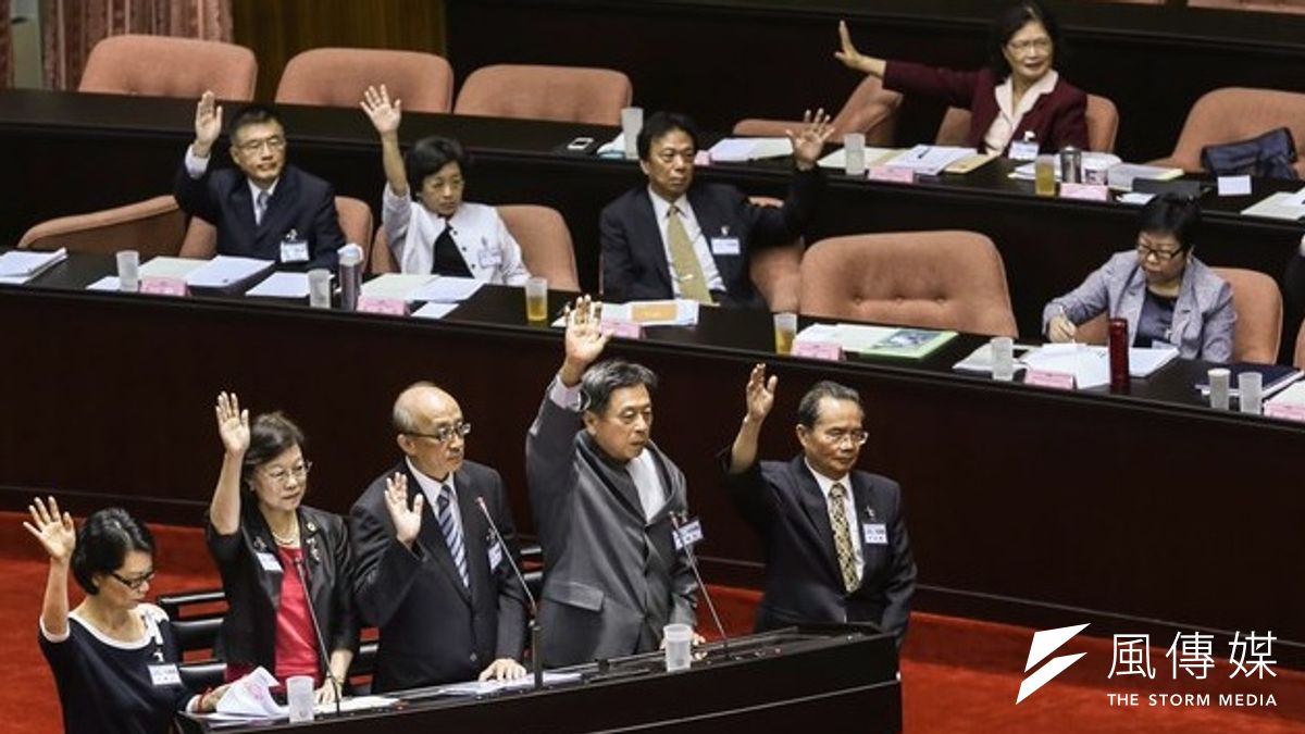 國民黨舉行座談會,邀請監委被提名人「自清」,但立委出席冷清。(圖為立法院審查監委資格時場景。林韶安攝) 國民黨舉行座談會,邀請監委被提名人「自清」,但立委出席冷清。(圖為立法院審查監委資格時場景。林韶安攝)