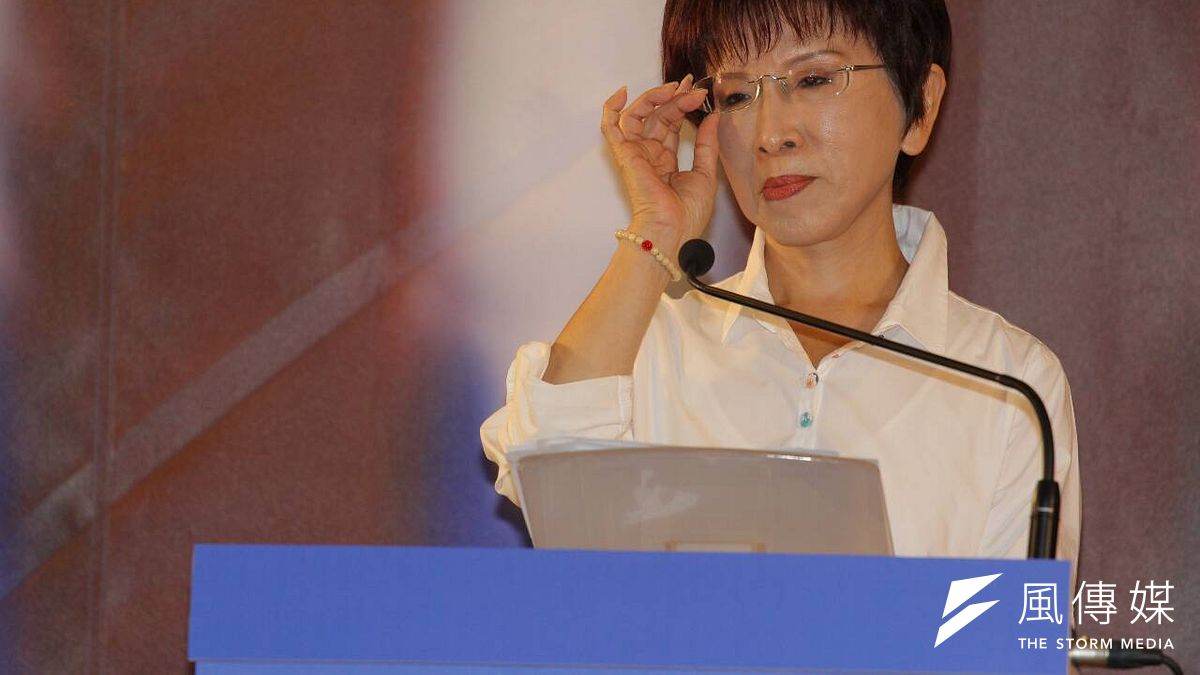 對於外傳藍營內部恐要以倒閣手段「棄柱」,讓立委選舉先跑,洪回應說,沒有倒閣這回事。(資料照片,葉信菉攝) 對於外傳藍營內部恐要以倒閣手段「棄柱」,讓立委選舉先跑,洪回應說,沒有倒閣這回事。(資料照片,葉信菉攝)