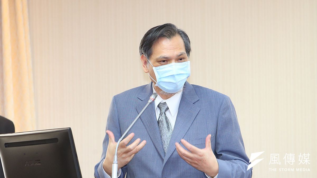 20200806-陸委會主委陳明通6日接待國民黨立委陳玉珍等人,針對陸配子女(小明)、團聚陸配、陸生返台議題做答覆。(顏麟宇攝) 20200806-陸委會主委陳明通6日接待國民黨立委陳玉珍等人,針對陸配子女(小明)、團聚陸配、陸生返台議題做答覆。(顏麟宇攝)