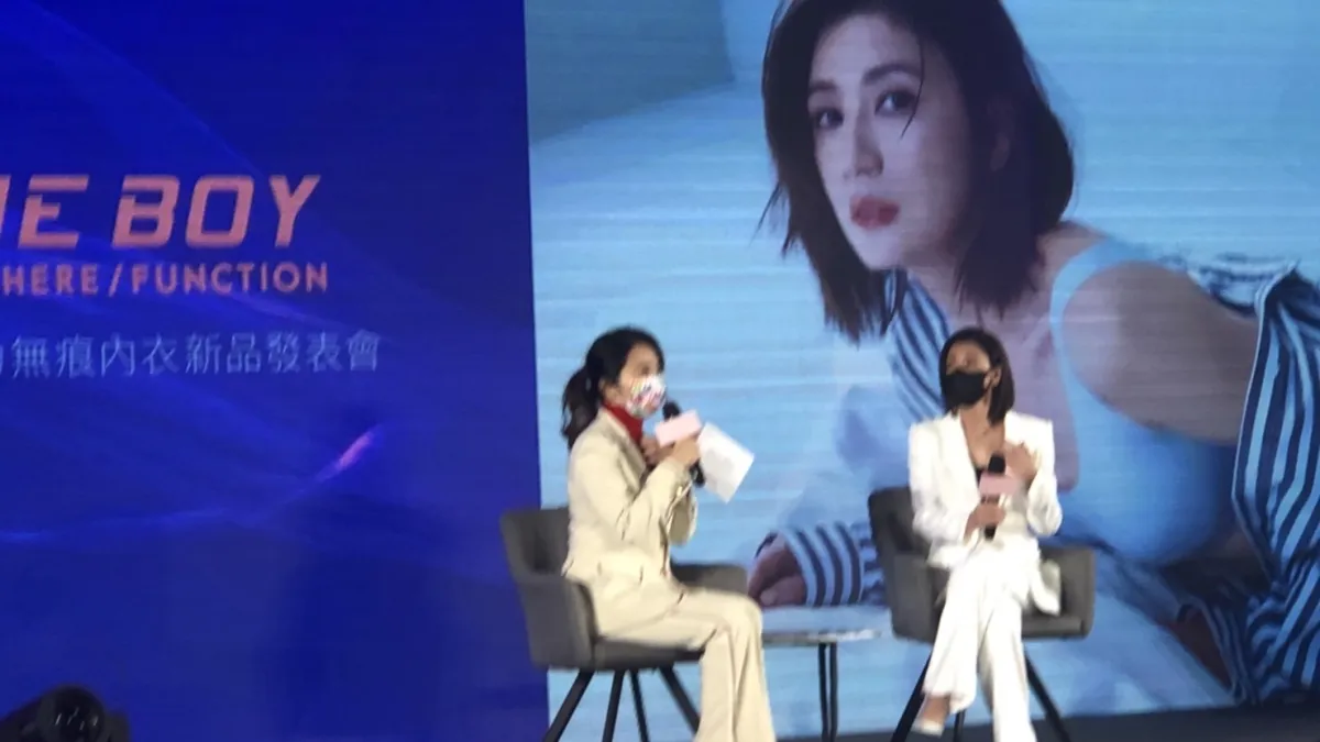 堪稱人生勝利組的賈靜雯(右)與陶晶瑩暢談如何在壓力人生中尋得舒服感。(圖/業者提供)