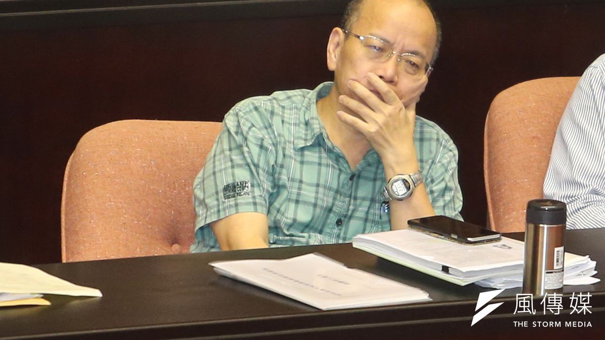 為了挽救陸客觀光,政務委員張景森,又忍不住臉書貼文了。(資料照/陳明仁攝) 為了挽救陸客觀光,政務委員張景森,又忍不住臉書貼文了。(資料照/陳明仁攝)