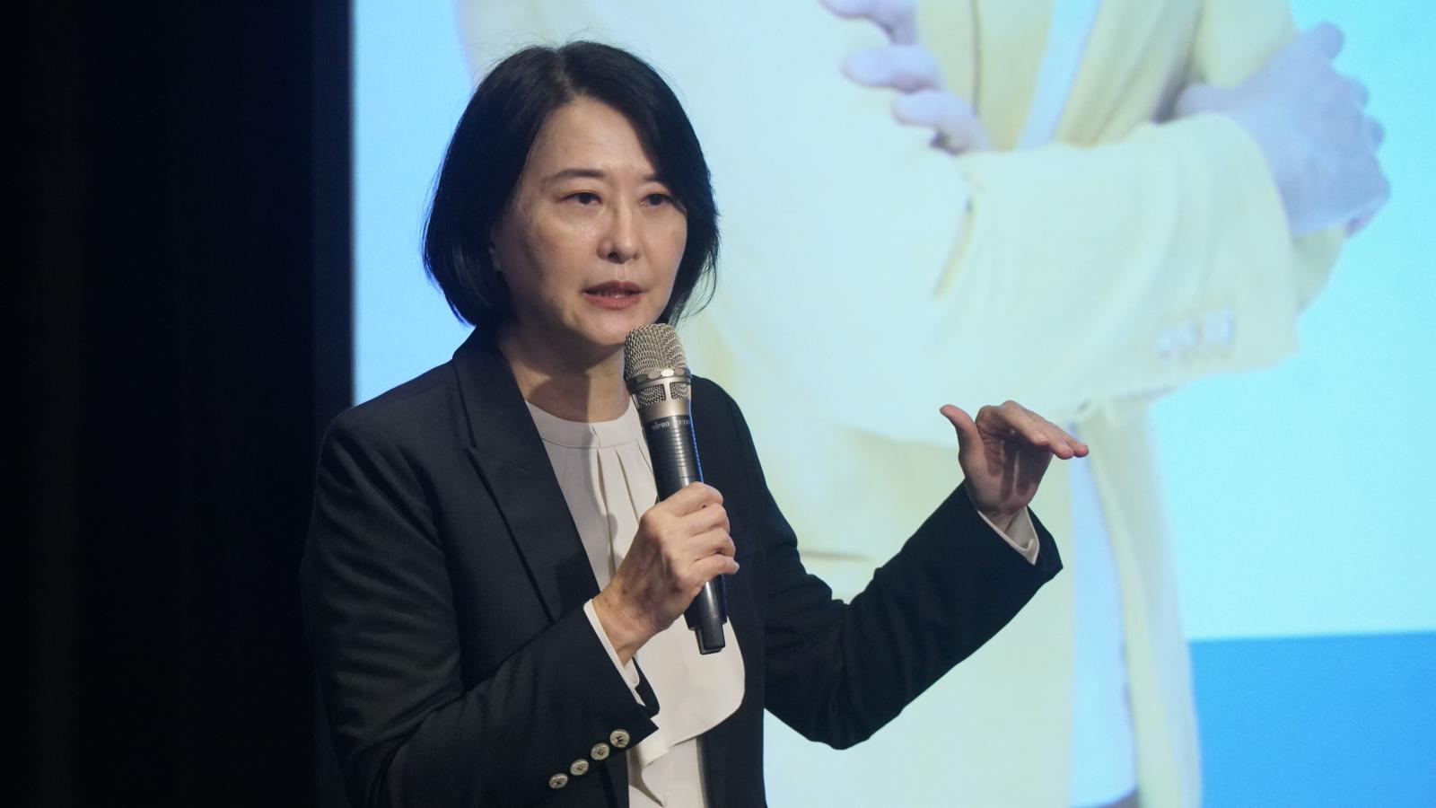 928教師節連假4天!王鴻薇翻去年修法投票名單:這5位綠縣市長參選人都反對