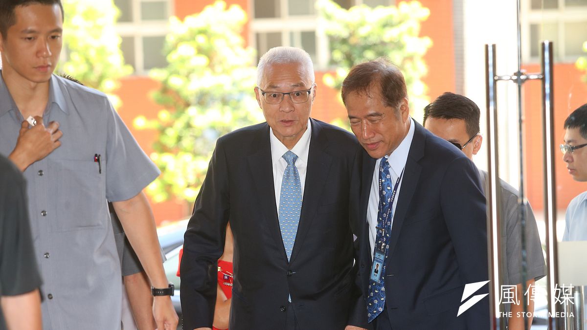 針對黨內總統候選人韓國瑜民調連日來持續下降,國民黨主席吳敦義12日出席第67屆華僑節大會。(顏麟宇攝) 針對黨內總統候選人韓國瑜民調連日來持續下降,國民黨主席吳敦義12日出席第67屆華僑節大會。(顏麟宇攝)