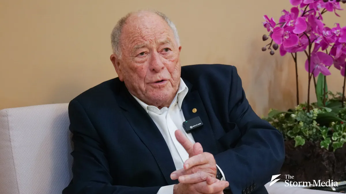 Nobel Prize in Chemistry laureate Kurt Wüthrich speaks with 風傳媒 in an exclusive interview. (Photo by Tsai Chin-chieh)