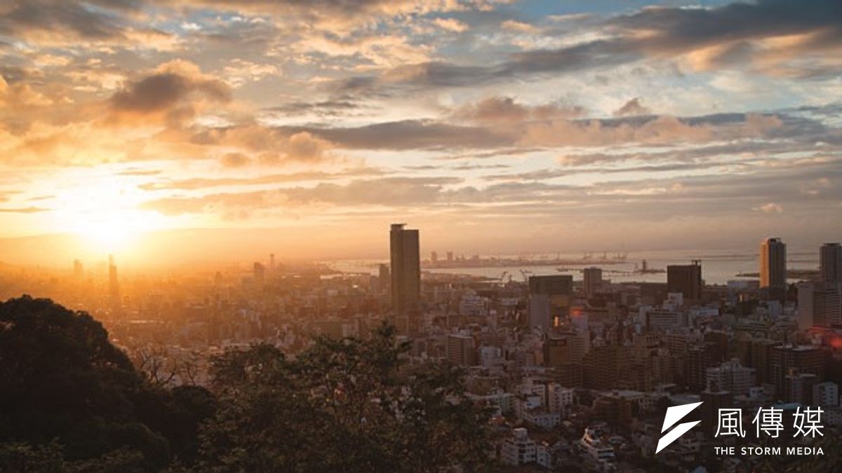 漫長重建路上,太陽終會升起。 漫長重建路上,太陽終會升起。