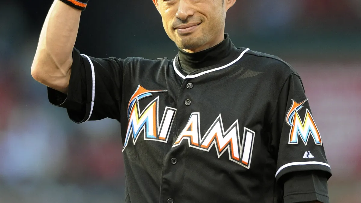 42歲的鈴木一朗7日在美國職棒大聯盟締造「3000安」記錄,成功加入「3000安俱樂部」。(美聯社)