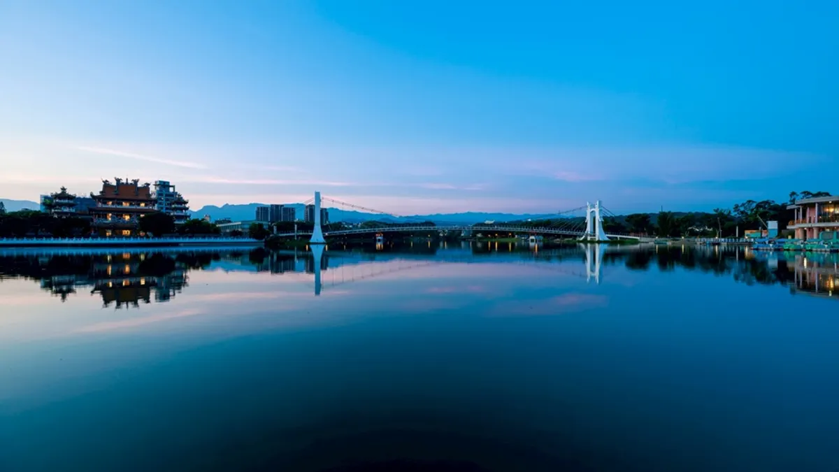 桃園龍潭池畔。(圖/業者提供) 桃園龍潭池畔。(圖/業者提供)