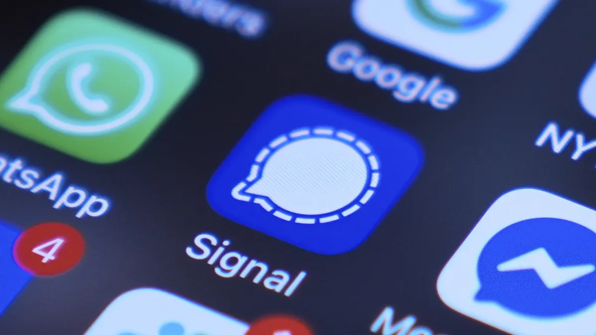 Signal藉「洩密事件」強調自家通訊軟體的安全性 。(美聯社)
