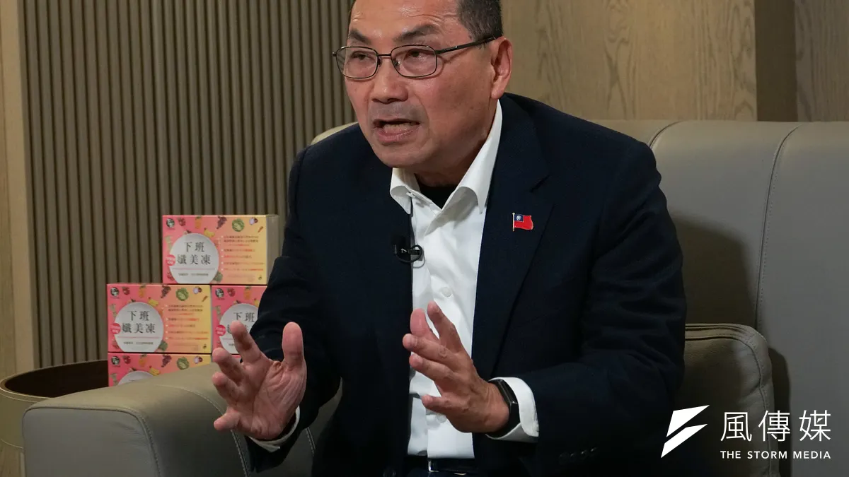 20240103-國民黨總統候選人侯友宜參加「下班瀚你聊」 錄影。(蔡親傑攝)