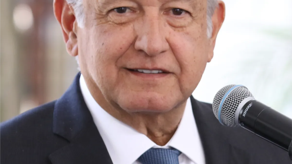 墨西哥總統大選極左派民粹候選人羅培茲(Andrés Manuel López Obradorto)。(Agencia de Noticias ANDES@Wikipedia CC BY-SA 2.0)