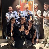台湾港務公司の王錦榮総経理が日本で誘致活動を行い、カーニバル・ジャパンの堀川覚社長とプリンセス・クルーズの港湾オペレーションディレクター・鈴木宇夢氏の台湾現地視察を正式に取り付けた。(写真/台湾港務公司提供) 台湾港務公司の王錦榮総経理が日本で誘致活動を行い、カーニバル・ジャパンの堀川覚社長とプリンセス・クルーズの港湾オペレーションディレクター・鈴木宇夢氏の台湾現地視察を正式に取り付けた。(写真/台湾港務公司提供)