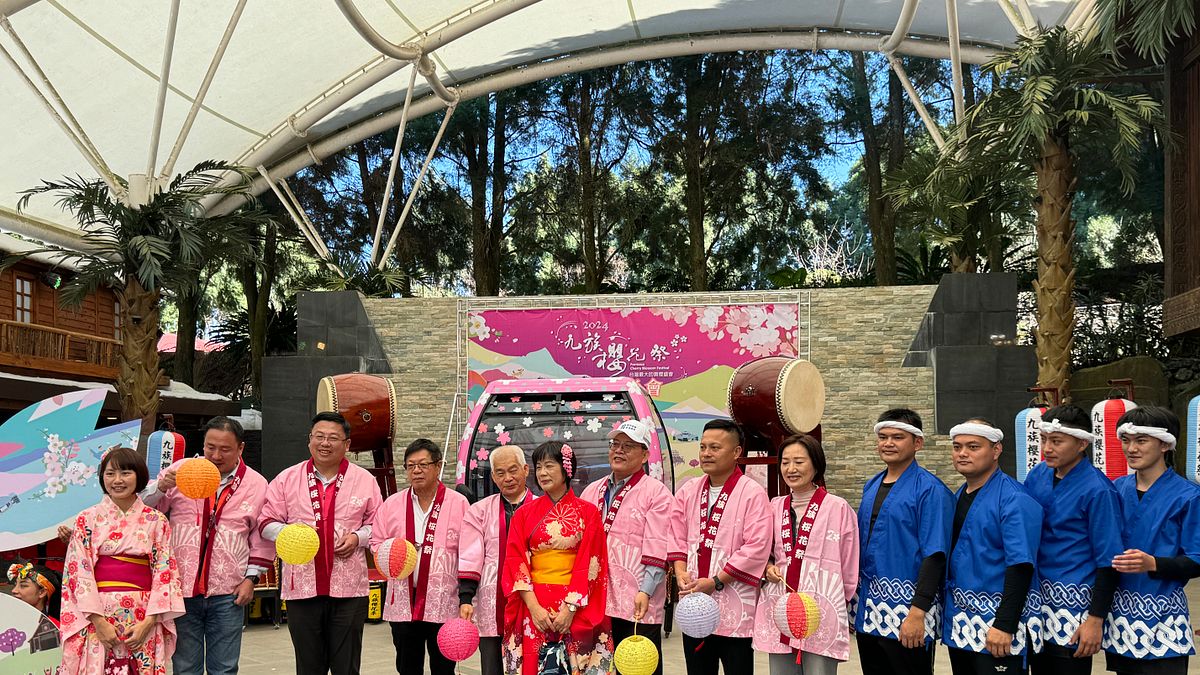 獲得日本櫻花協會認證海外賞櫻名所的「2024九族櫻花祭」正式展開。(圖/台中市政府) 獲得日本櫻花協會認證海外賞櫻名所的「2024九族櫻花祭」正式展開。(圖/台中市政府)