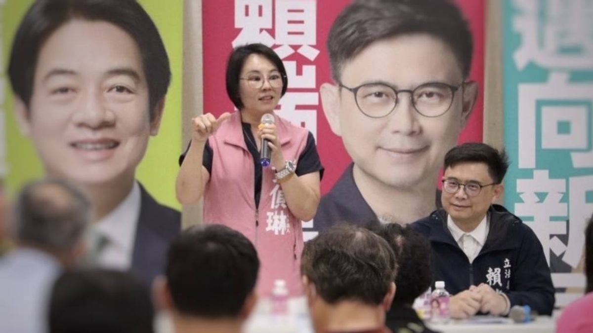 左楠區市議員參選人黃偵琳與高雄市長初選參選人賴瑞隆,共同舉辦市政說明會,受到鄉親力挺。(圖/黃偵琳服務處提供) 左楠區市議員參選人黃偵琳與高雄市長初選參選人賴瑞隆,共同舉辦市政說明會,受到鄉親力挺。(圖/黃偵琳服務處提供)