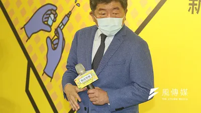 衛福部長陳時中於7月12日出席衛福部「集中檢疫所防疫紀錄『戰疫堡壘』新書發表暨感恩茶會」。(資料照,柯承惠攝)