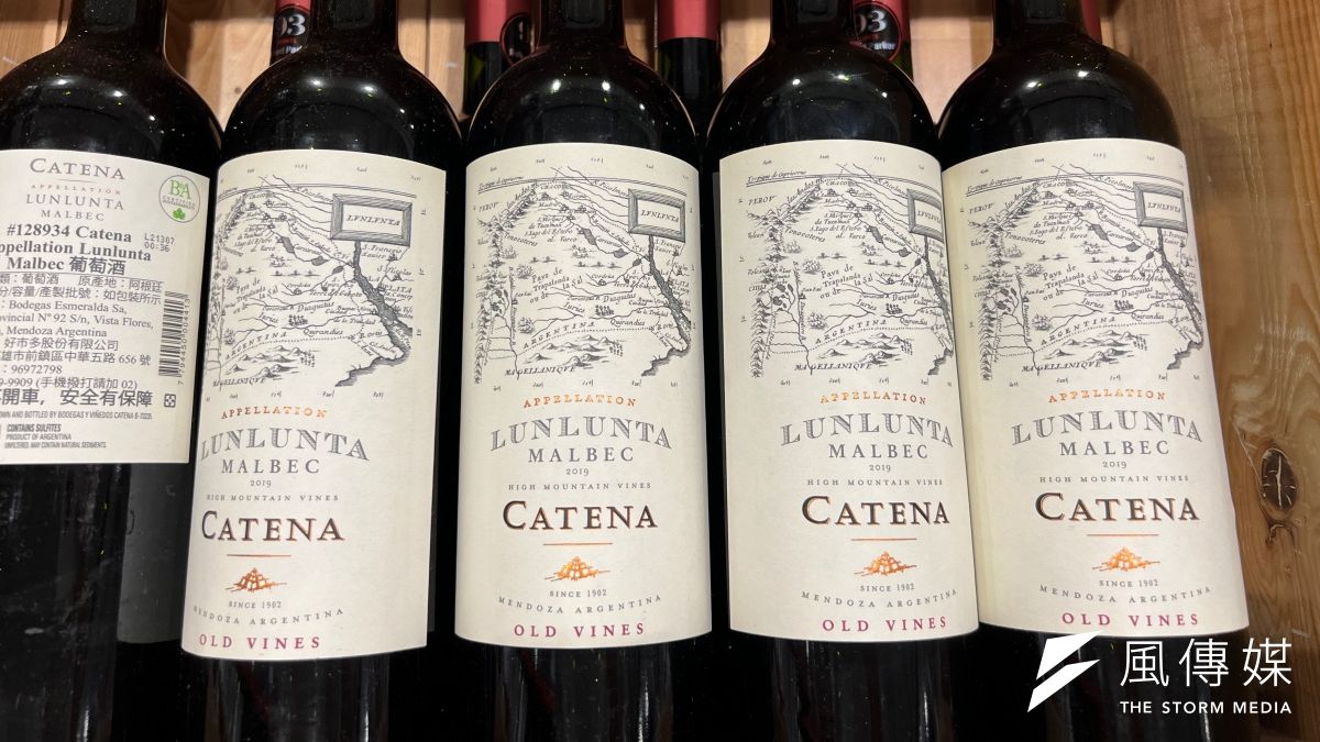 葡萄酒開瓶前與開瓶後如何保存?擺放方式、儲存溫度都有竅門。(資料照/林瑩瑄攝) 葡萄酒開瓶前與開瓶後如何保存?擺放方式、儲存溫度都有竅門。(資料照/林瑩瑄攝)