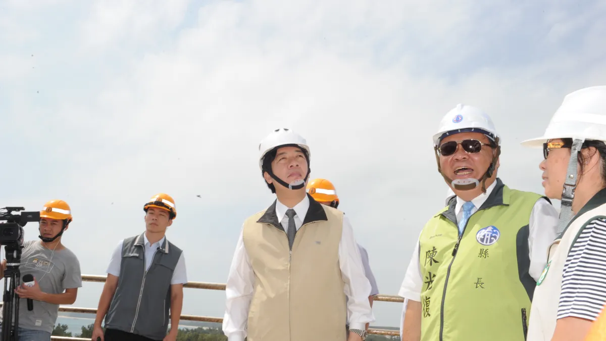 行政院長賴清德視察澎湖「海底電纜銜接點」辦理情形。(行政院提供)