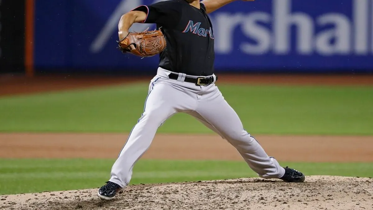 馬林魚陳偉殷對戰大都會主投1局無失分,連續5場都有無失分表現。(美聯社)