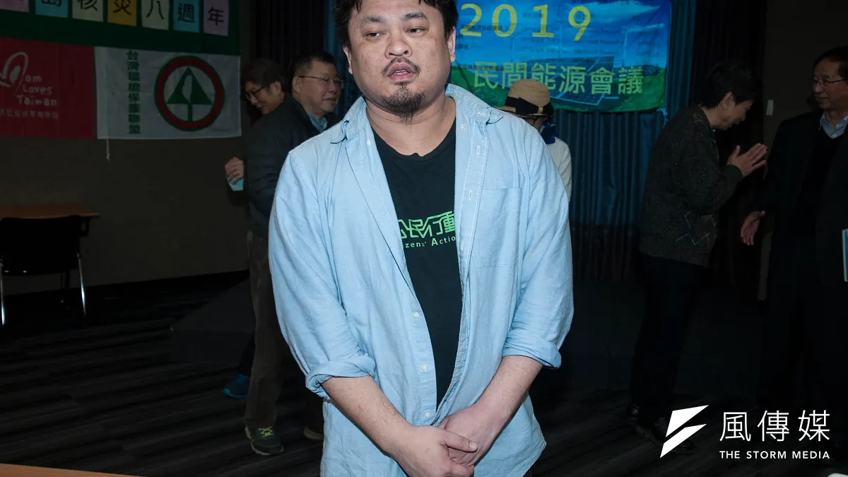 綠盟副秘書長洪申翰指出,擁核團體稱福島核災沒死人,指核災不是了不起災害,事實上日本還有4萬災民必須離開家園;NHK報導也指避難指示解除2年後,回鄉的居民比率只有23%。(甘岱民攝)