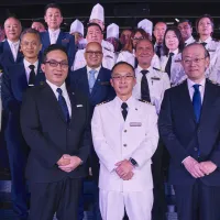 商船三井クルーズの新客船「三井オーシャンサクラ」が横浜港から就航し、全室スイート仕様の2隻体制で本格始動した。(写真/商船三井グループ提供) 商船三井クルーズの新客船「三井オーシャンサクラ」が横浜港から就航し、全室スイート仕様の2隻体制で本格始動した。(写真/商船三井グループ提供)