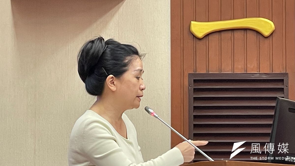 國民黨立委李貴敏(見圖)12日於立法院財政委員會質詢,喊話監察院審計部審計長陳瑞敏,應調查農業部的推演結果。(鍾秉哲攝) 國民黨立委李貴敏(見圖)12日於立法院財政委員會質詢,喊話監察院審計部審計長陳瑞敏,應調查農業部的推演結果。(鍾秉哲攝)