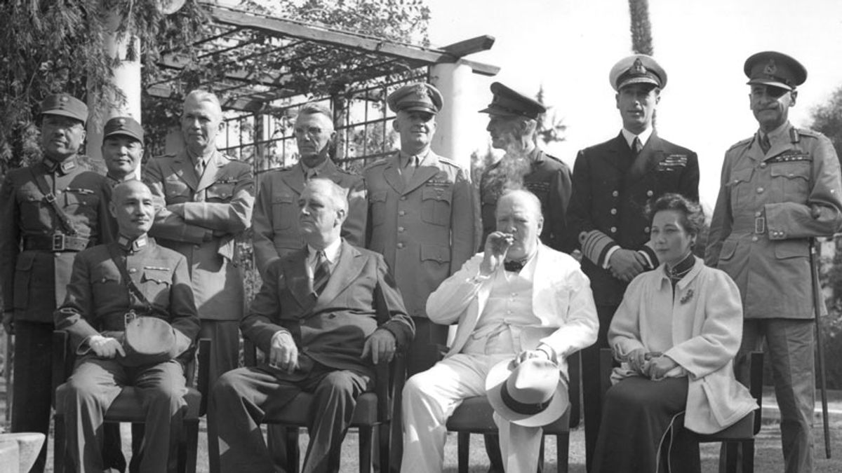 作者強調,《降伏文書》同意《波茨坦宣言》,《波茨坦宣言》中包含《開羅宣言》,因此日本就有國際法義務要將台澎歸還給中華民國。(取自維基百科) 作者強調,《降伏文書》同意《波茨坦宣言》,《波茨坦宣言》中包含《開羅宣言》,因此日本就有國際法義務要將台澎歸還給中華民國。(取自維基百科)