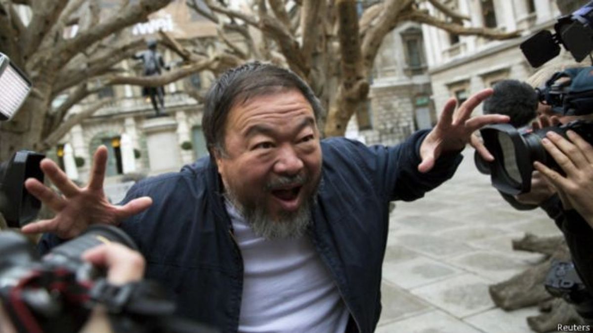 艾未未:看到我的作品集中展出,對我來說是一次全新的體驗,充滿了意外。(BBC中文網) 艾未未:看到我的作品集中展出,對我來說是一次全新的體驗,充滿了意外。(BBC中文網)