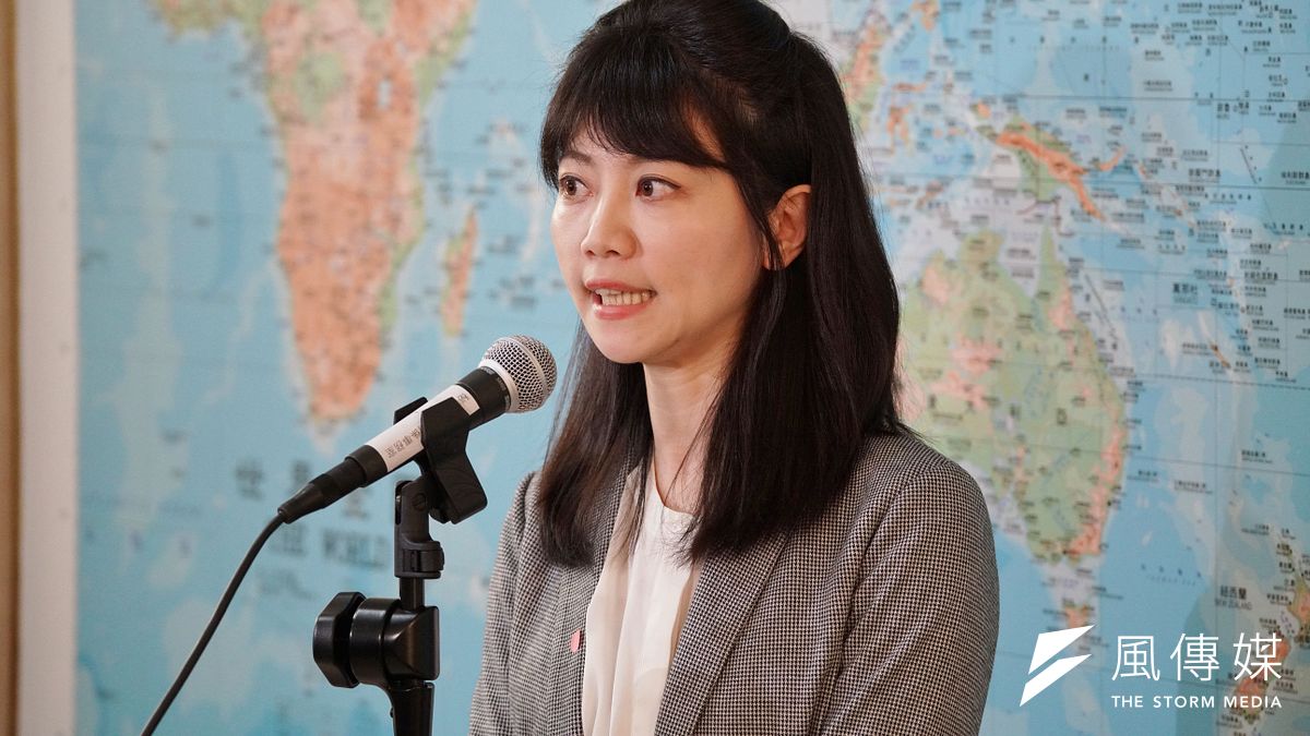 民進黨立委高嘉瑜(見圖)日前在立法院會表決《國土計畫法》一讀付委時,因投錯票,更正時間又太晚,遭黨團處分。(資料照,盧逸峰攝) 民進黨立委高嘉瑜(見圖)日前在立法院會表決《國土計畫法》一讀付委時,因投錯票,更正時間又太晚,遭黨團處分。(資料照,盧逸峰攝)