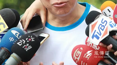 作者認為,台北市長柯文哲面對「兩岸一家親」又有新見解,是標準的見人說人話,見鬼說鬼話。(資料照,方炳超攝)