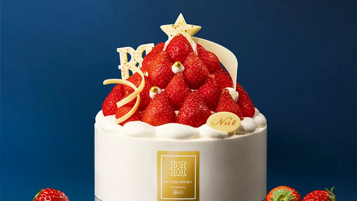バターステイツが2025年クリスマスケーキ全7種を発表、苺をふんだんに使った「ストロベリーツリー」や、遊び心あふれるサンタブーツ型ケーキなど、華やかなラインナップが勢ぞろい。(写真/株式会社グレープストーン提供) バターステイツが2025年クリスマスケーキ全7種を発表、苺をふんだんに使った「ストロベリーツリー」や、遊び心あふれるサンタブーツ型ケーキなど、華やかなラインナップが勢ぞろい。(写真/株式会社グレープストーン提供)