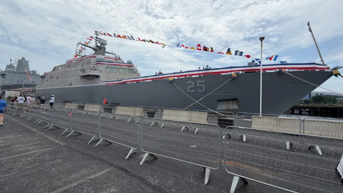 在今年巴爾的摩「揚帆250」活動中開放民眾登艦參觀的濱海作戰艦馬里奈特號。(作者提供)