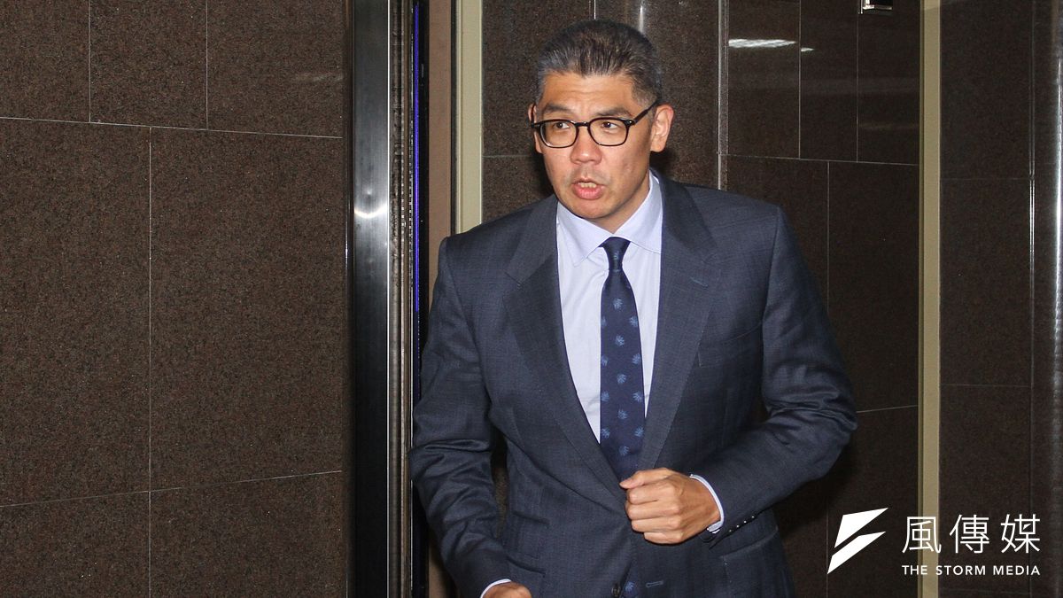 國民黨中央委員連勝文(見圖)8日表態力挺「我OK、你先領」口罩禮讓活動,呼籲健康的民眾將口罩讓給真正需要的人、以及防疫的第一線醫護人員。(資料照,蔡親傑攝) 國民黨中央委員連勝文(見圖)8日表態力挺「我OK、你先領」口罩禮讓活動,呼籲健康的民眾將口罩讓給真正需要的人、以及防疫的第一線醫護人員。(資料照,蔡親傑攝)