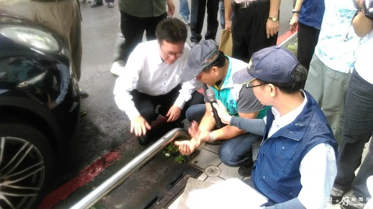 迎接登革熱流行季 高市副市長視察戶外滅蚊防治工作