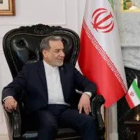 イランのアラグチ外相は、米国の地域同盟国に対し、トランプ氏への影響力を行使し、米国による再攻撃を思いとどまらせるよう求めた。(資料写真/AP通信) イランのアラグチ外相は、米国の地域同盟国に対し、トランプ氏への影響力を行使し、米国による再攻撃を思いとどまらせるよう求めた。(資料写真/AP通信)