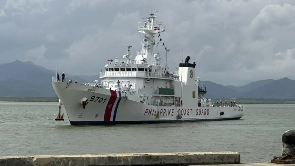 在南海仙賓暗沙一帶與中國海警船對峙5個月的菲律賓海岸防衛隊巡邏艦,15日被迫撤回母港。(美聯社)