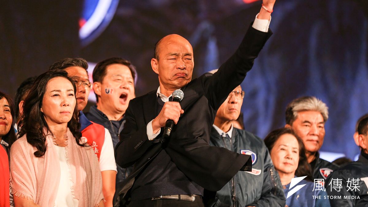 資深媒體人陳揮文表示,美國民主黨候選人拜登勝選,距離第1次想選總統隔了32年,是高雄市前市長韓國瑜(見圖)很好的啟示。(資料照,簡必丞攝) 資深媒體人陳揮文表示,美國民主黨候選人拜登勝選,距離第1次想選總統隔了32年,是高雄市前市長韓國瑜(見圖)很好的啟示。(資料照,簡必丞攝)