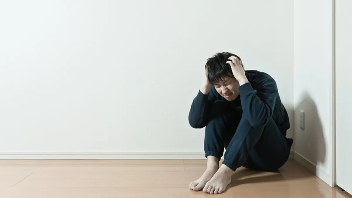 男子每天做惡夢,竟是前妻每晚丑時參拜造成。(示意圖/取自Pakutaso) 男子每天做惡夢,竟是前妻每晚丑時參拜造成。(示意圖/取自Pakutaso)