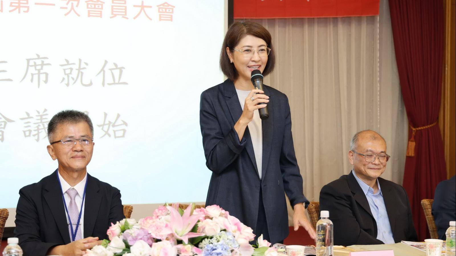 許淑華出席南投縣地政士公會會員大會 勉公私協力防堵詐騙