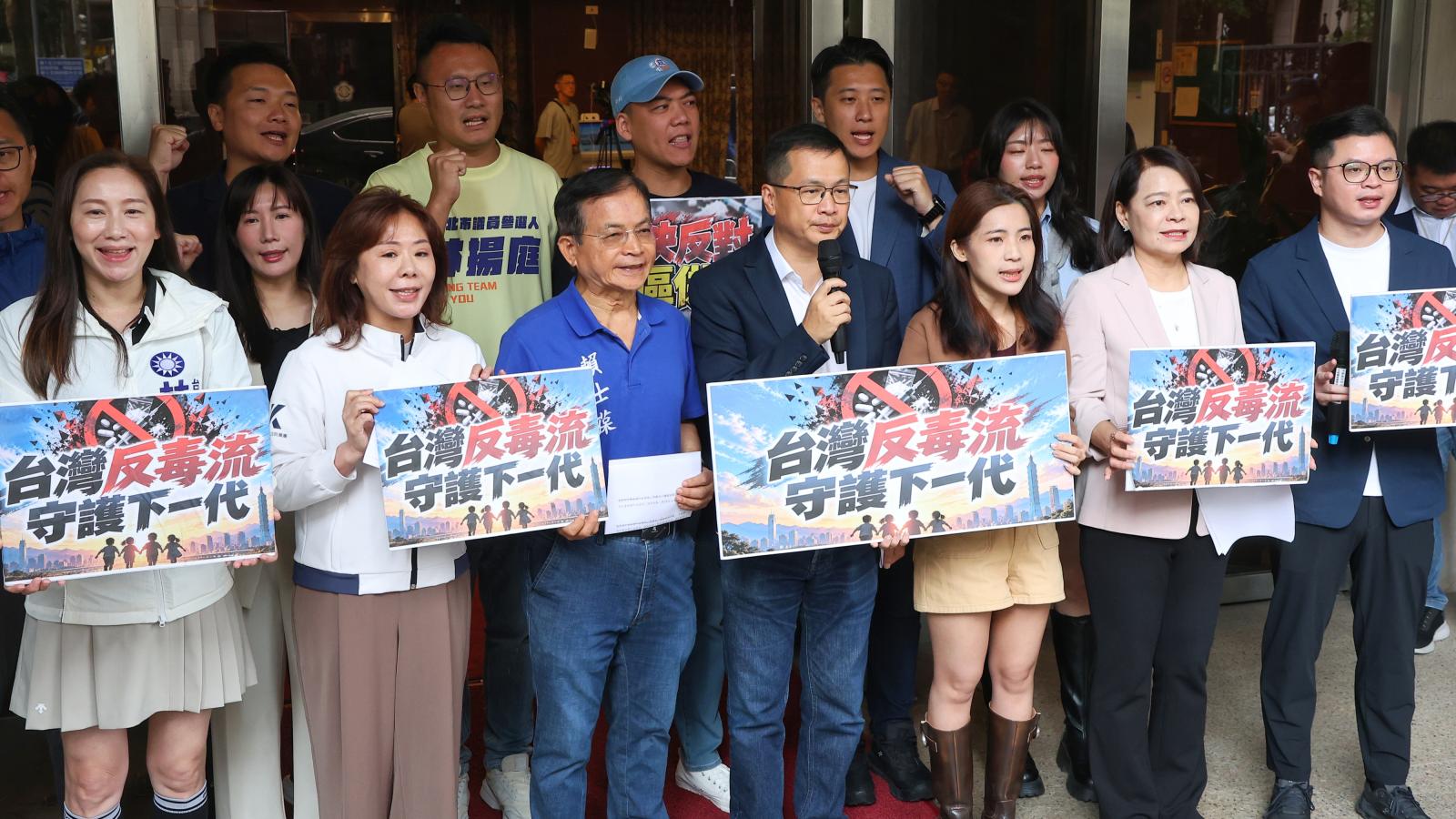 稱沈伯洋「最大目標是吸毒除罪化」將挨告!羅智強喊歡迎:最好連2014年的你一起告